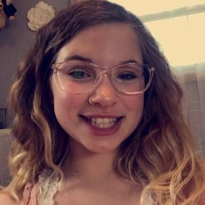 Meet your Posher, Allyssa